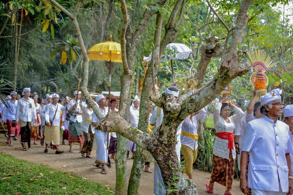 Отель Griya Sriwedari Убуд Экстерьер фото
